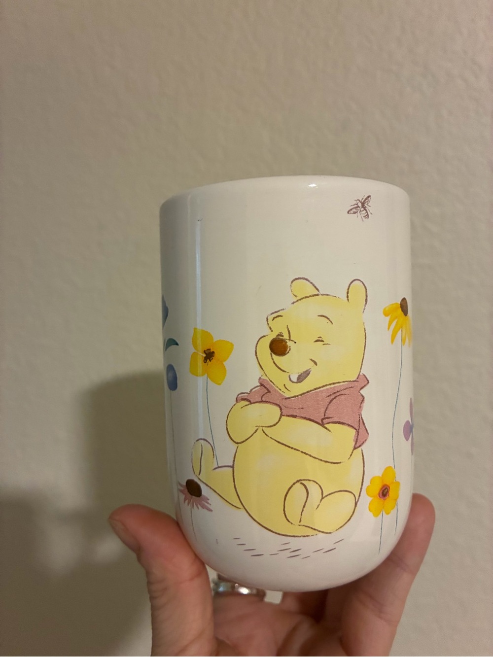 Winnie the Pooh Cup Mug - Yellow Illustration Disney Original